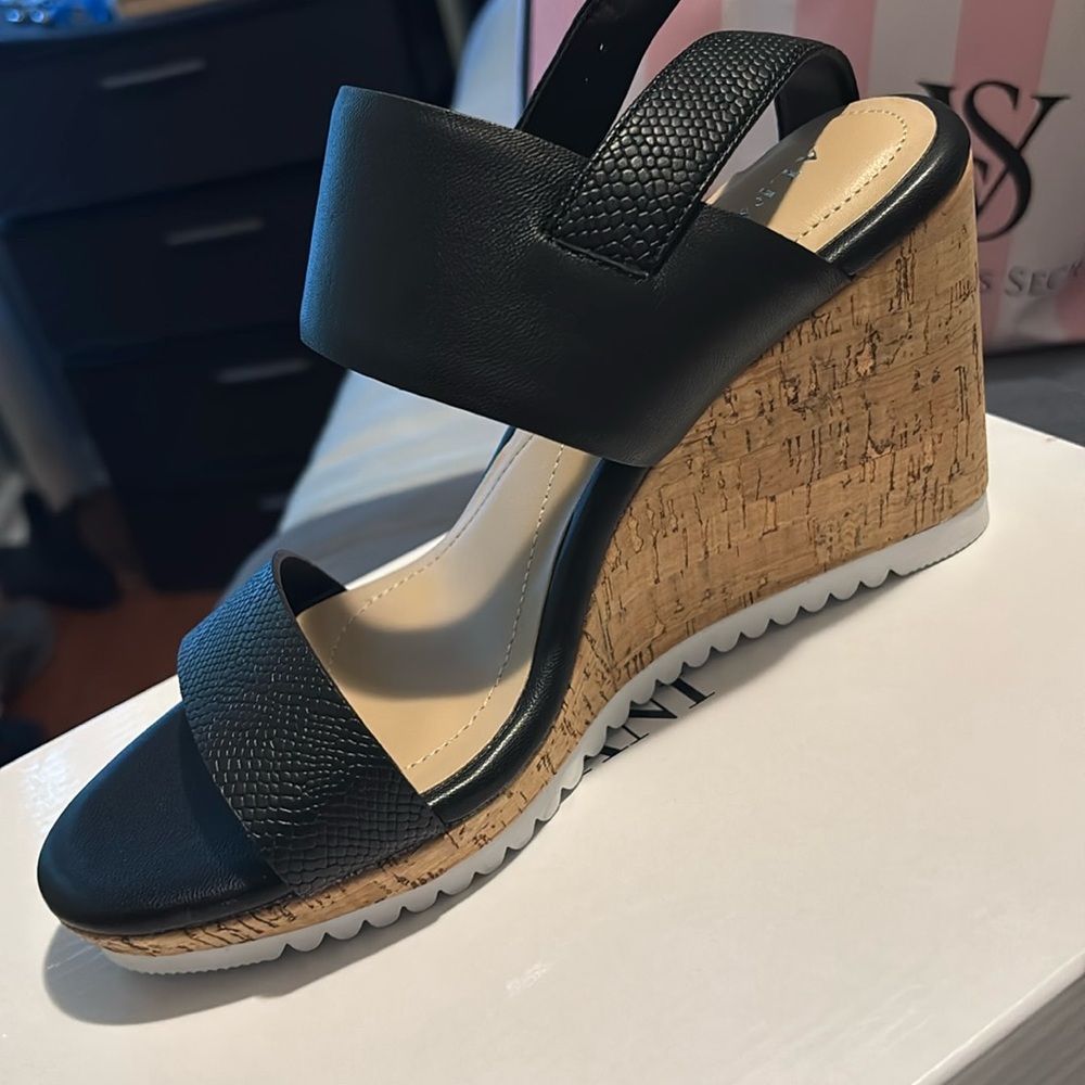 Alfani Shoes size 7M new in box